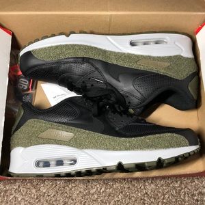 Air Max 90 HAL Men’s Lifestyle shoe